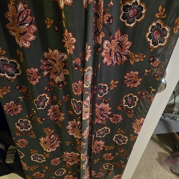 Duster - Picture 3 of 4